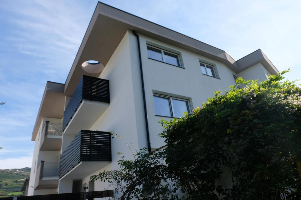 Apartment Le Rose Di Marianne - Ovest Vahrn Екстериор снимка